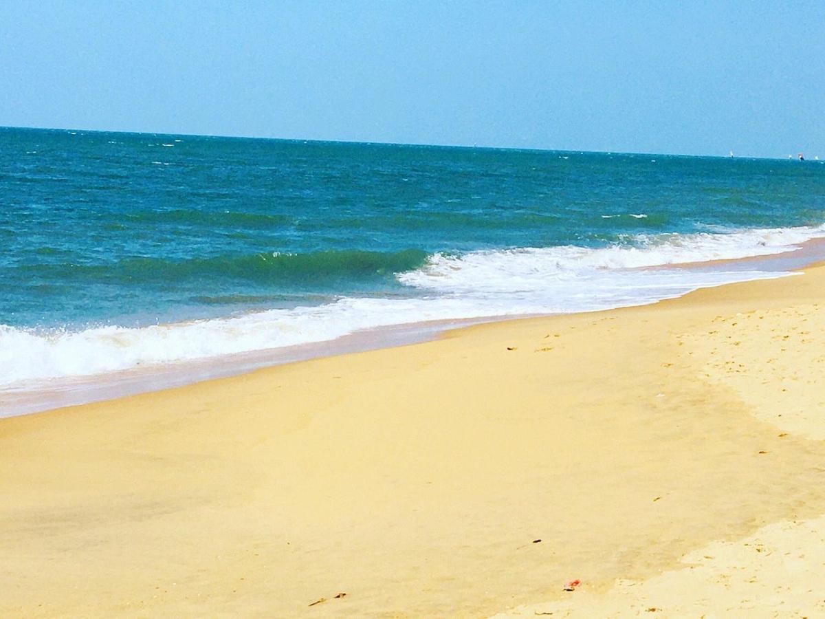 Grace Beach Resort By Travel Corners Negombo Buitenkant foto