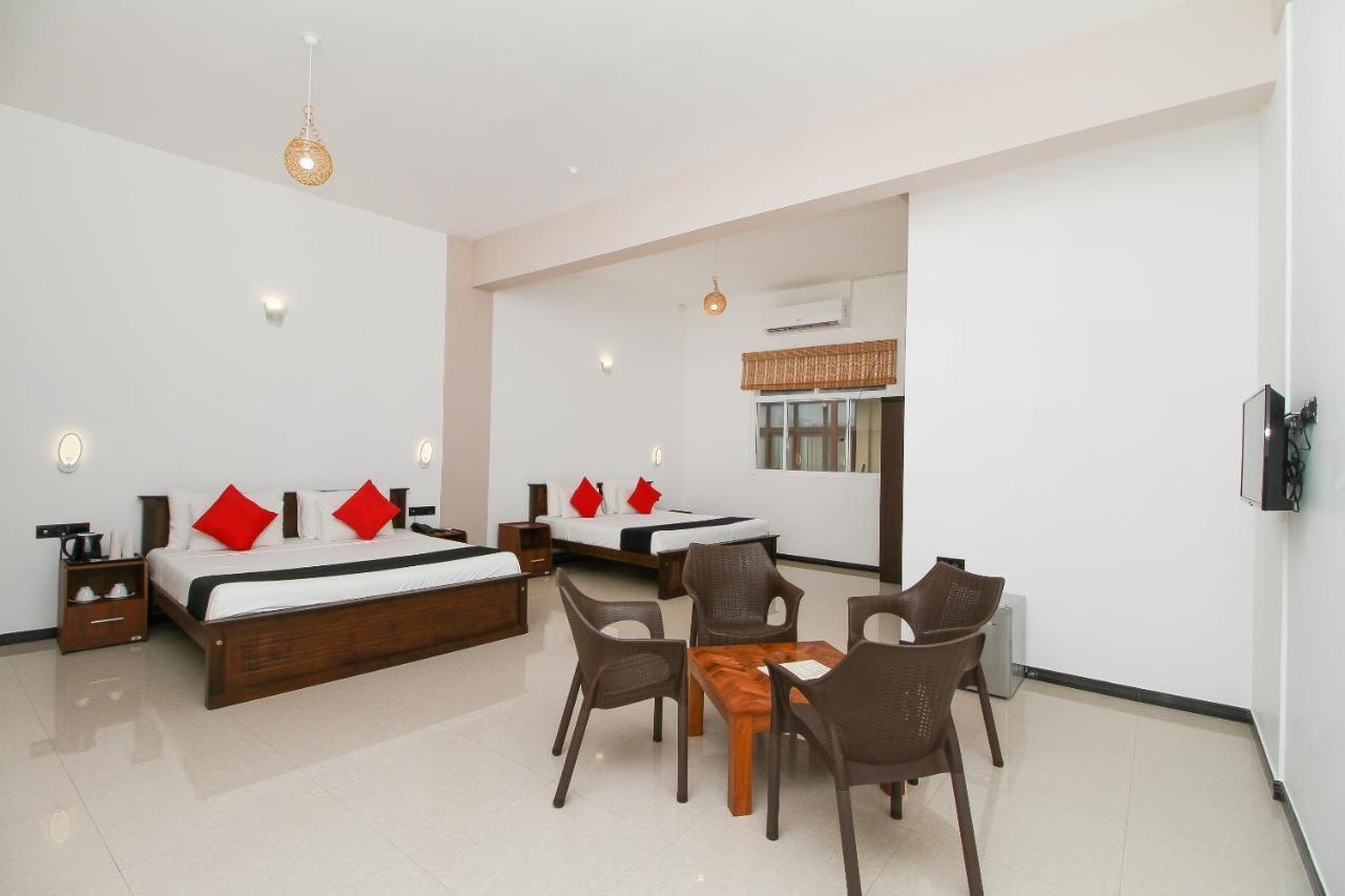 Grace Beach Resort By Travel Corners Negombo Buitenkant foto