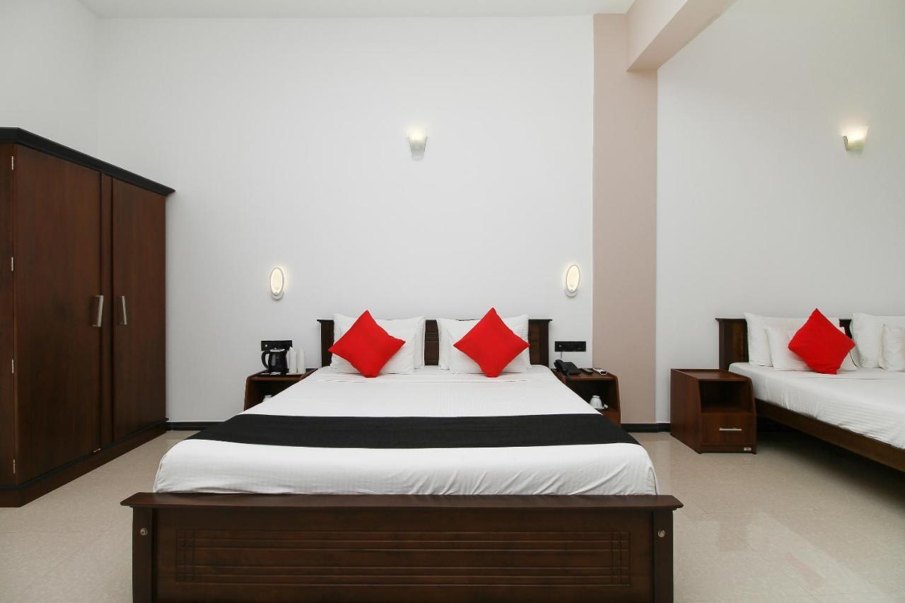 Grace Beach Resort By Travel Corners Negombo Buitenkant foto