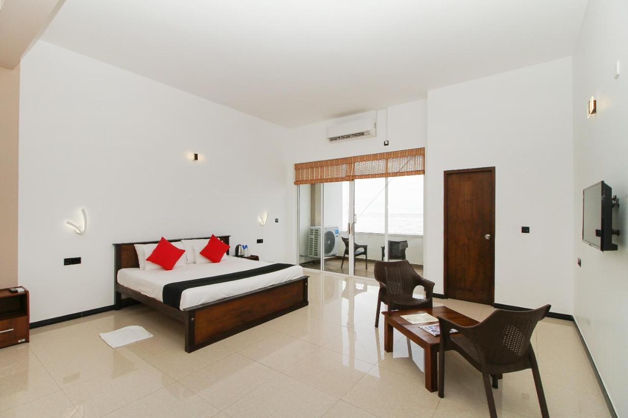 Grace Beach Resort By Travel Corners Negombo Buitenkant foto