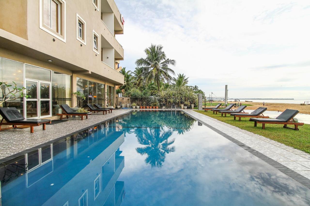 Grace Beach Resort By Travel Corners Negombo Buitenkant foto