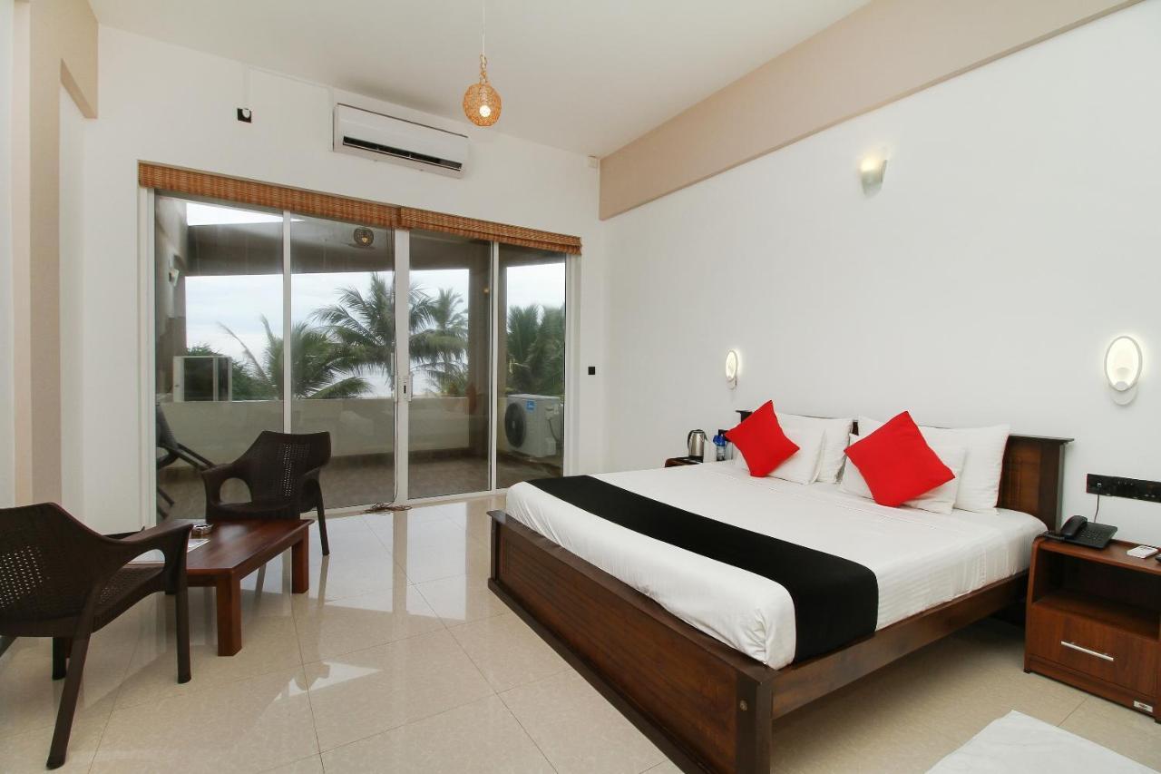 Grace Beach Resort By Travel Corners Negombo Buitenkant foto